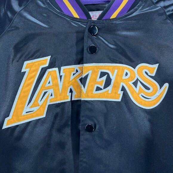 Mitchell & Ness Los Angeles Lakers Youth L 14/16 Varsity Jacket NBA Black/Purple - Picture 16 of 16
